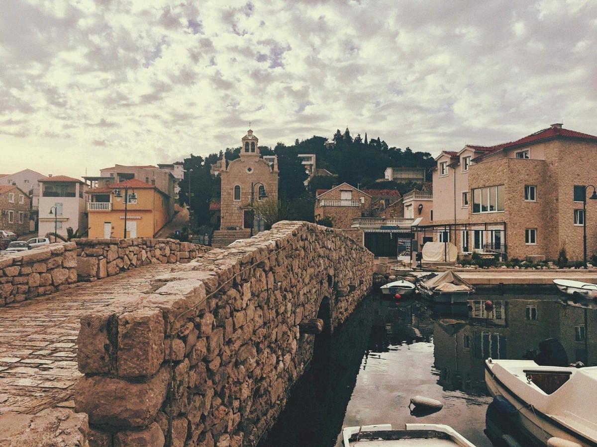 Apartmani Frane Tribalj Esterno foto